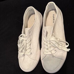Torrid Women's White Eyelet Sneakers